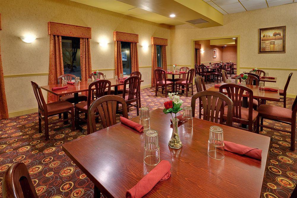 Spark By Hilton Bensalem Philadelphia Restaurant photo