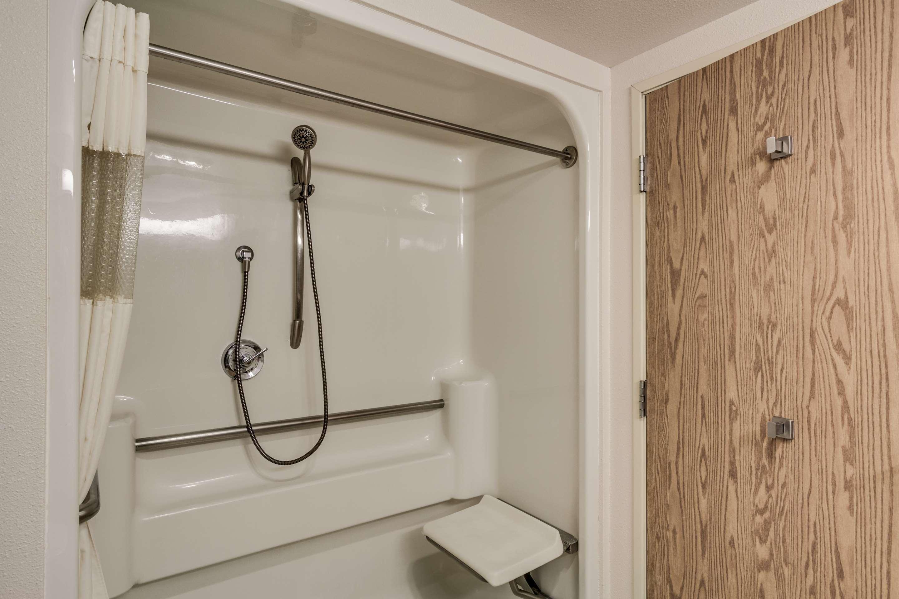 Spark By Hilton Bensalem Philadelphia Exterior photo