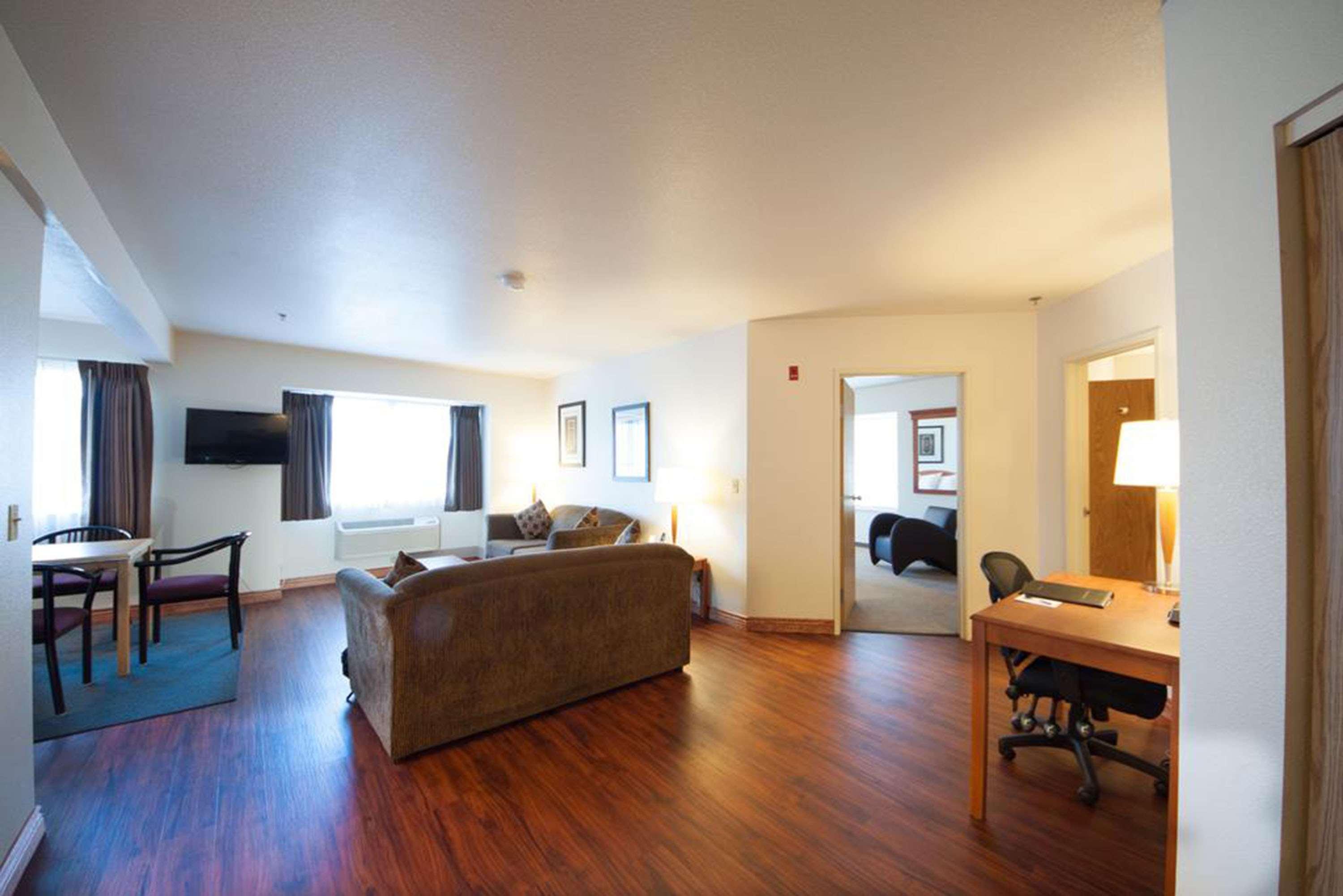 Spark By Hilton Bensalem Philadelphia Exterior photo