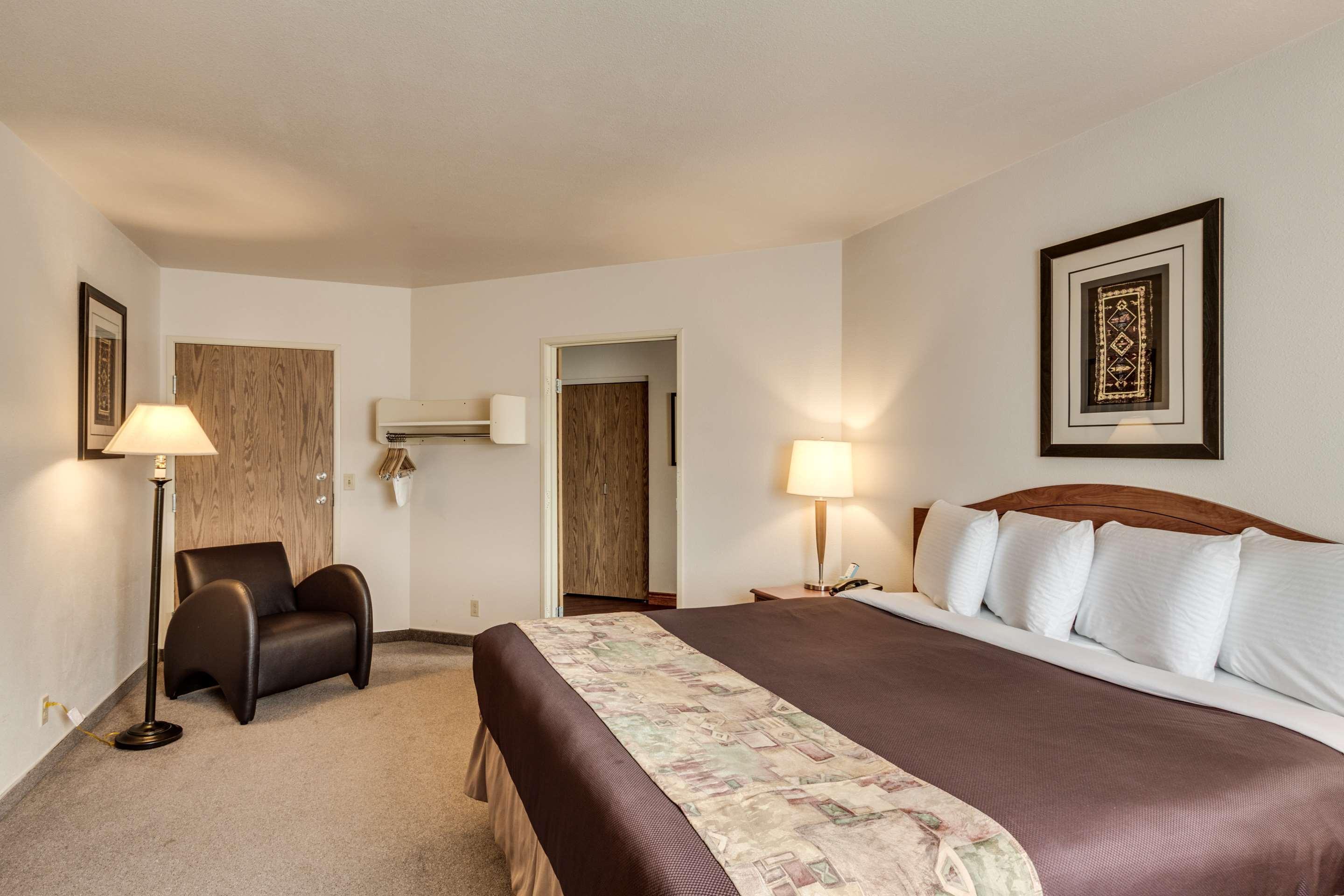 Spark By Hilton Bensalem Philadelphia Exterior photo