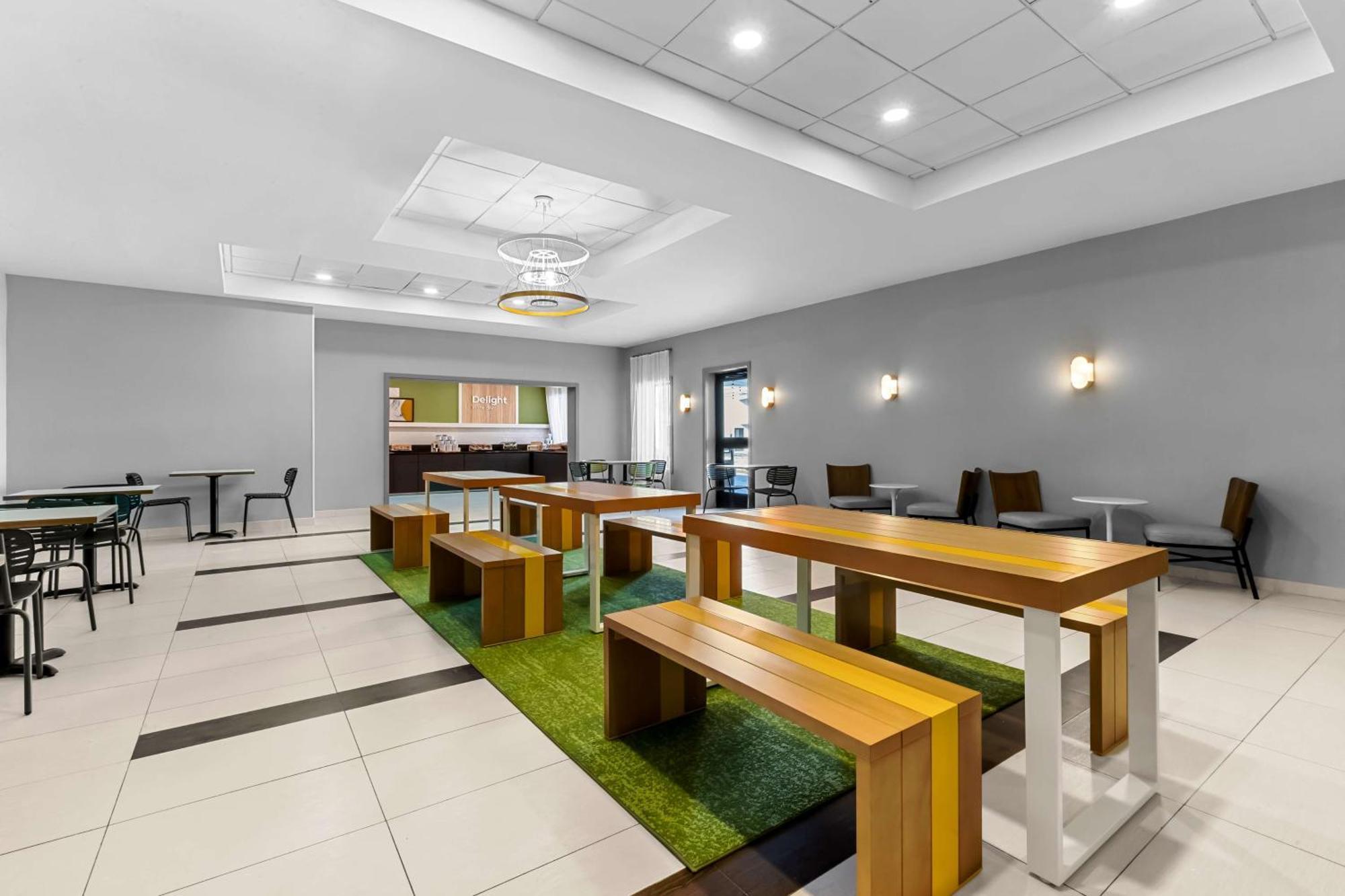 Spark By Hilton Bensalem Philadelphia Exterior photo