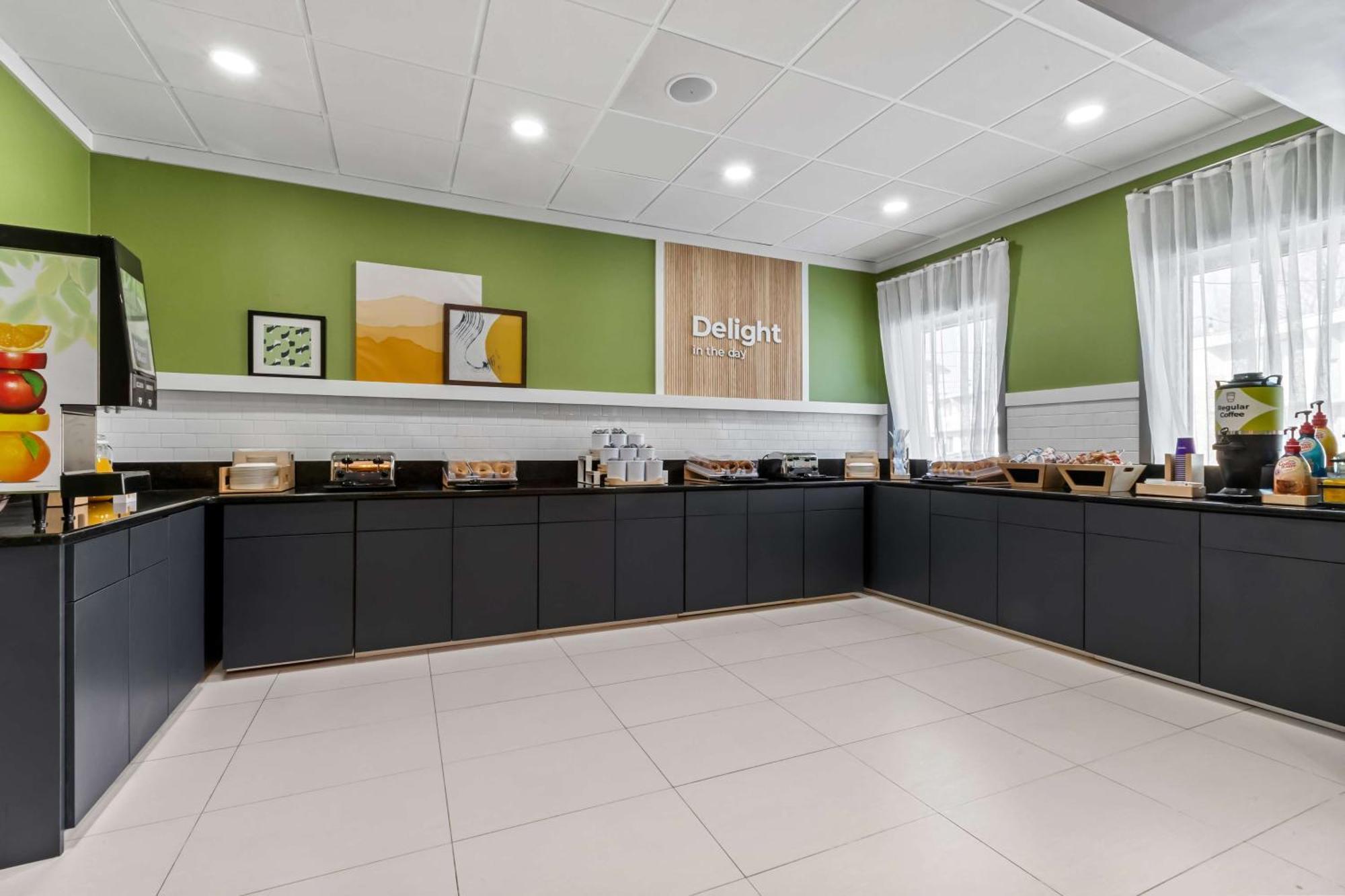 Spark By Hilton Bensalem Philadelphia Exterior photo